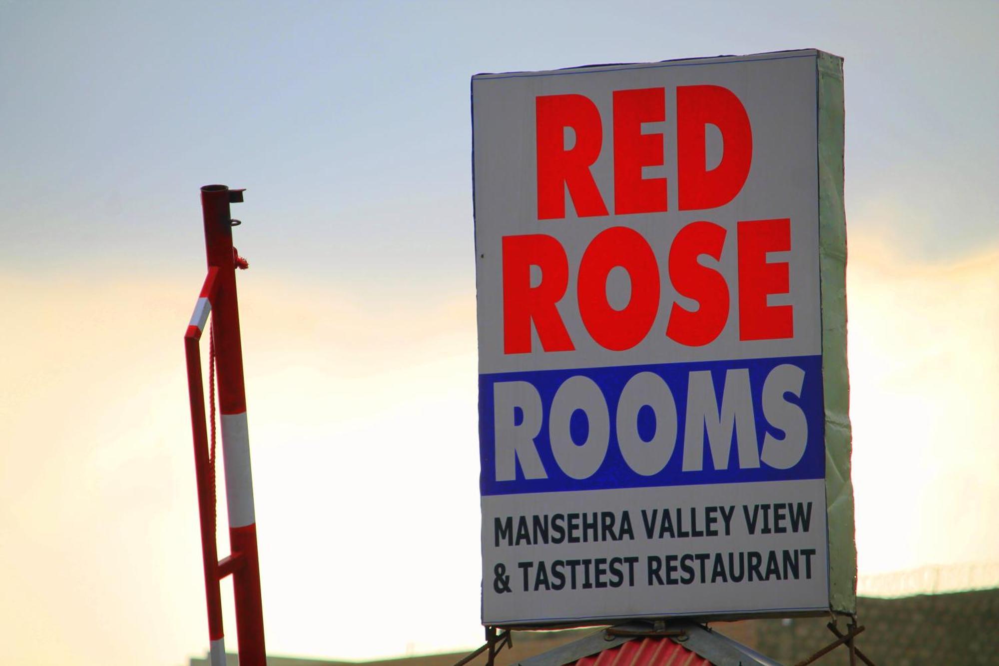 Red Rose Hotel & Resort Mansehra ภายนอก รูปภาพ