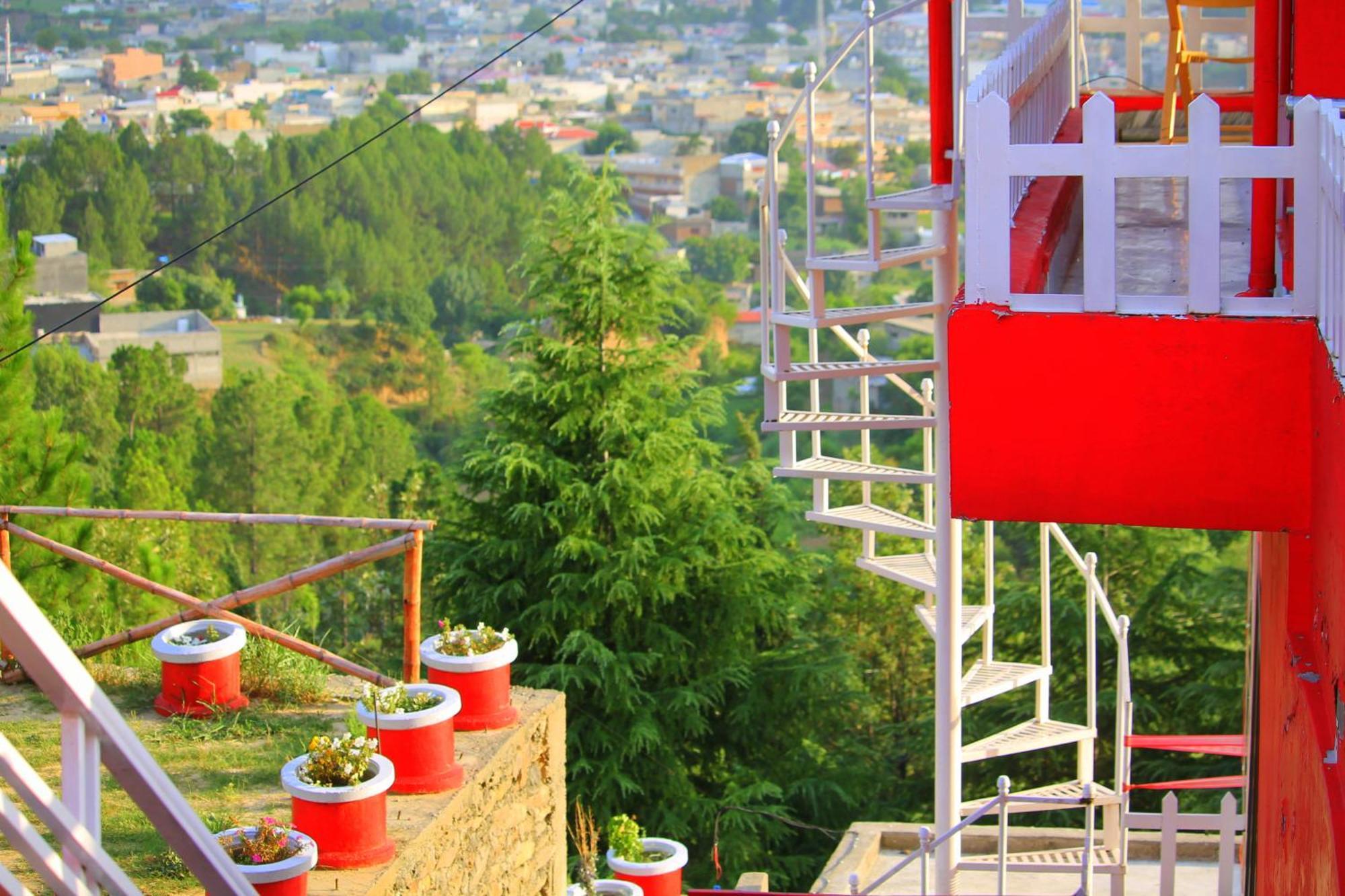 Red Rose Hotel & Resort Mansehra ภายนอก รูปภาพ